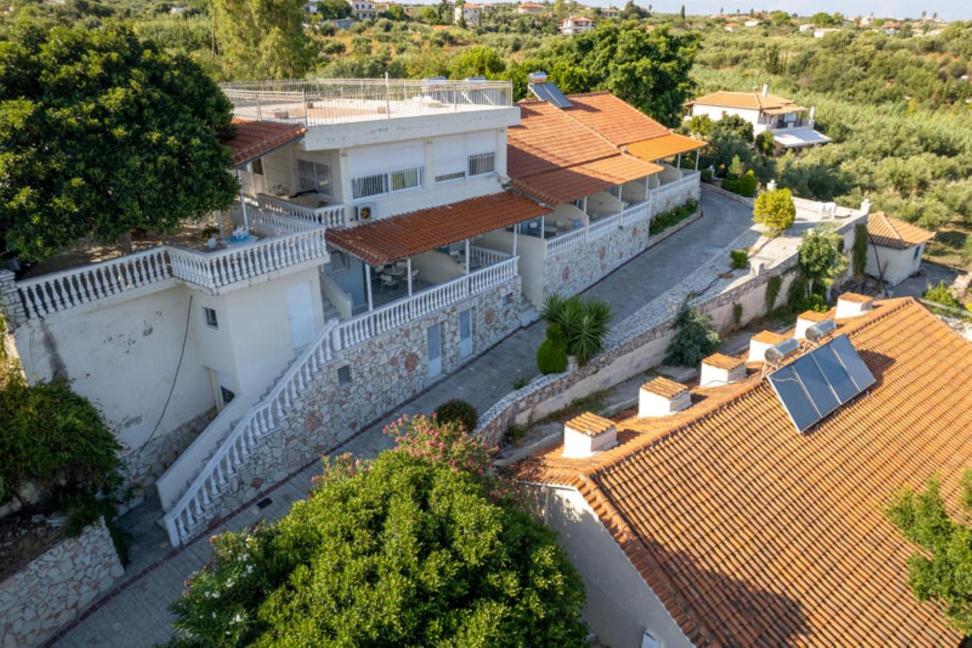 Отель Pansion Koroni L'Antic Экстерьер фото