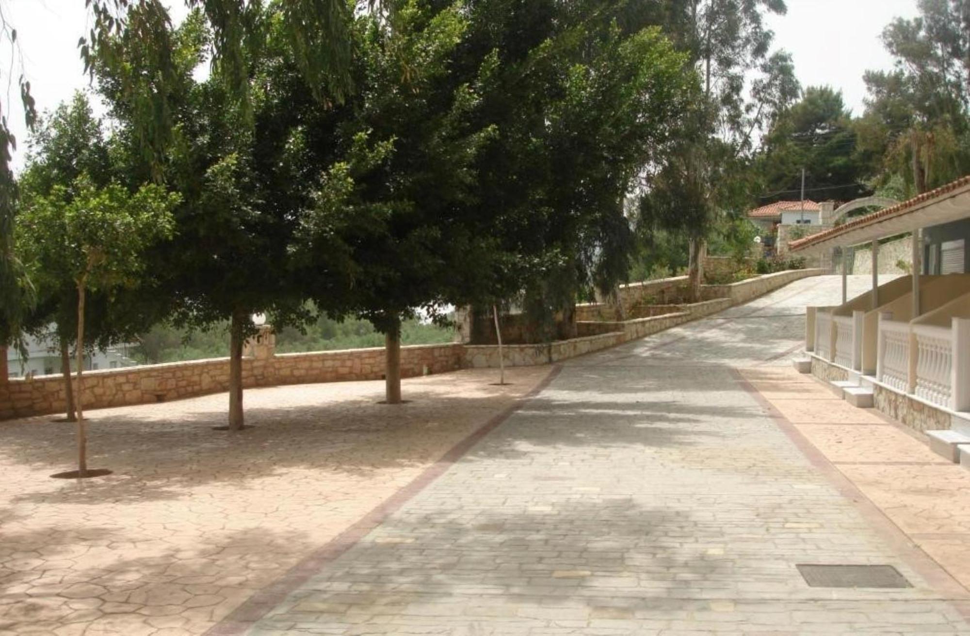 Отель Pansion Koroni L'Antic Экстерьер фото