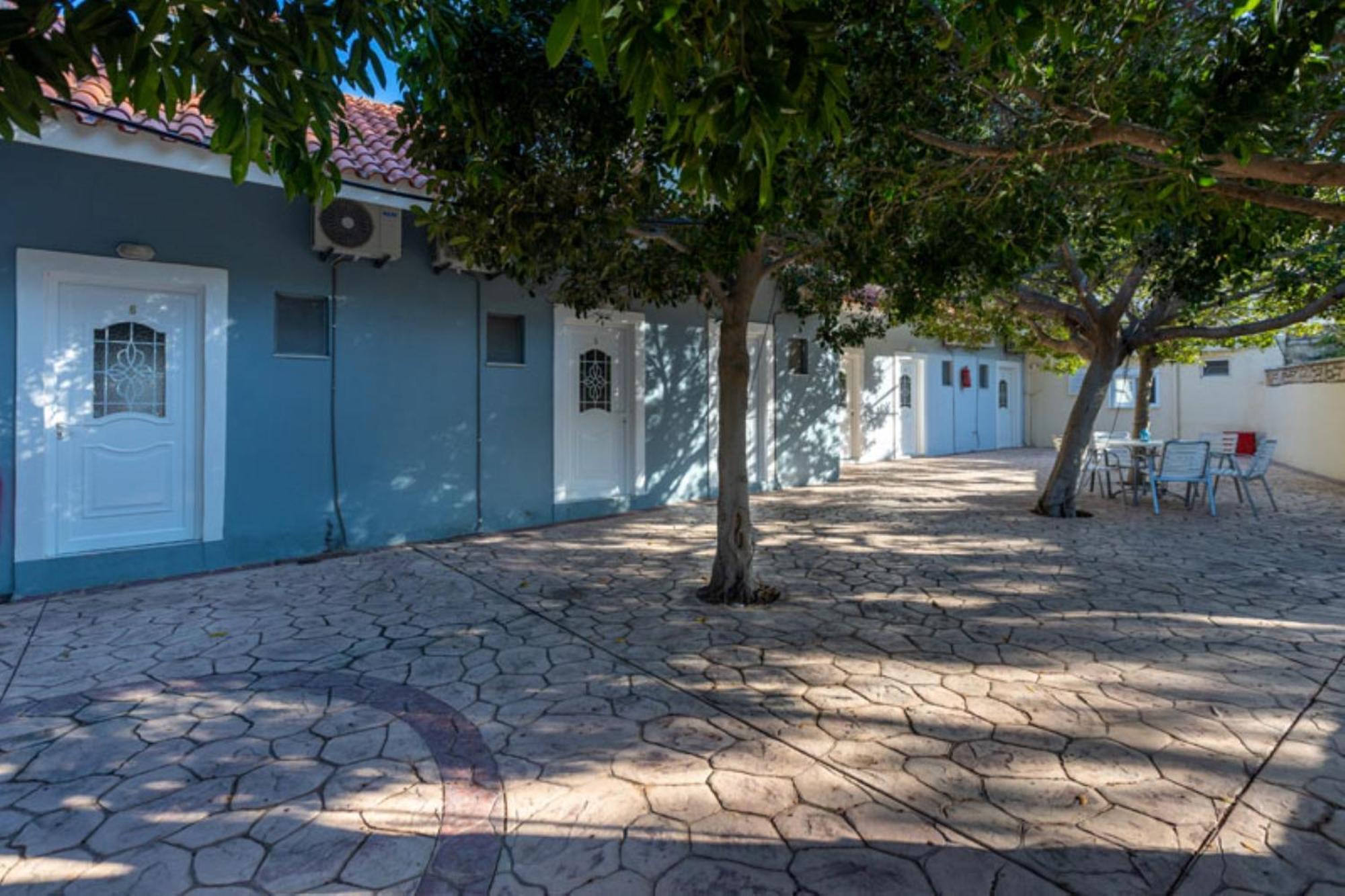 Отель Pansion Koroni L'Antic Экстерьер фото